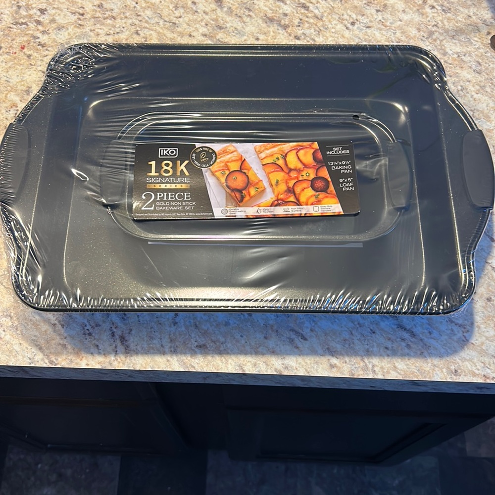IKO 13x9 baking pan and 9x5 loaf pan